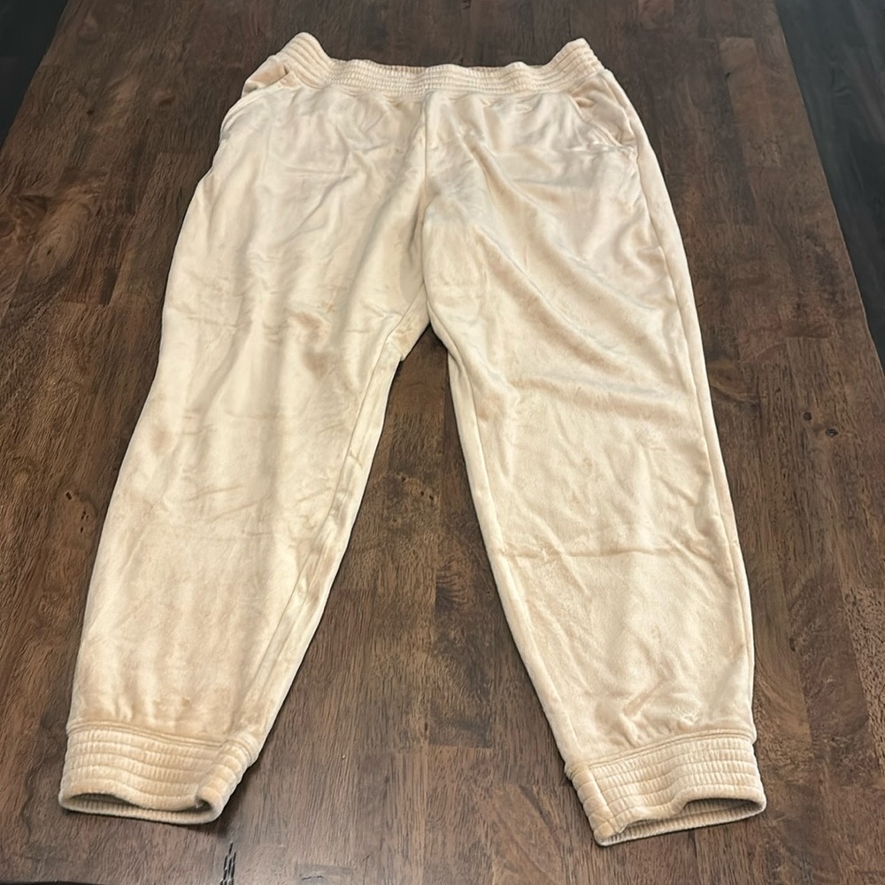 Velvet Abercrombie joggers - light tan